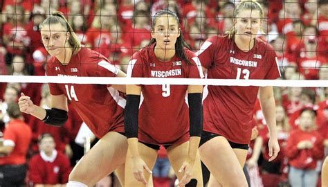 wisconsin girls volleyball team leaked|Private photos of UW volleyball players shared